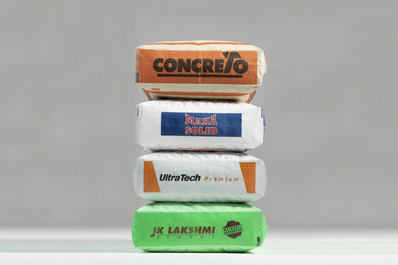 Tkana torba zaworowa laminowana z polipropylenu do worków cementowych o kwadratowym dnie 50 kg, nadruk na powierzchni, 100% dziewiczy polipropylen